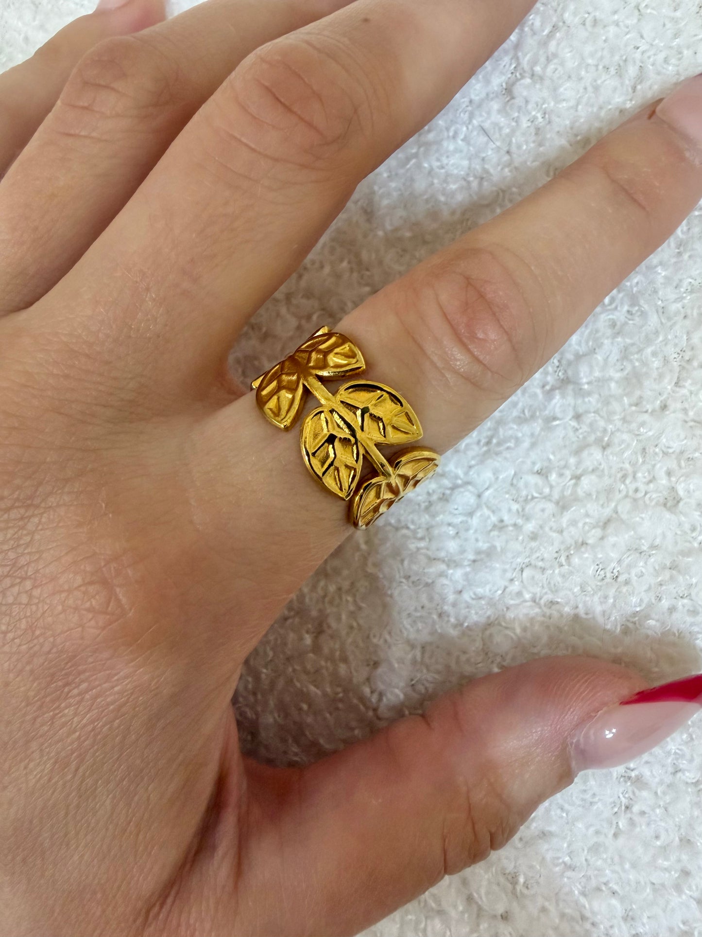Anillo Lu