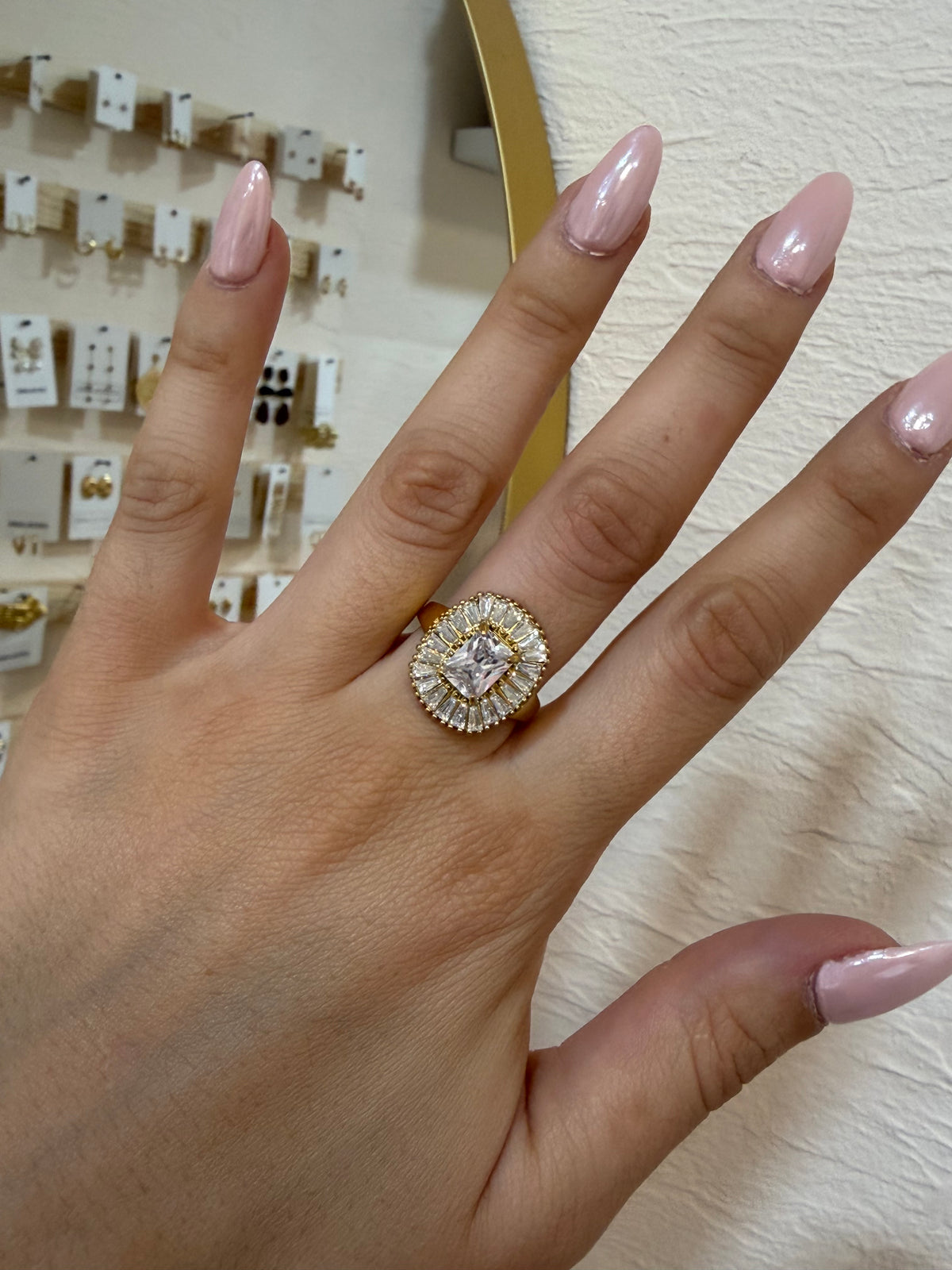 Anillo Alessia
