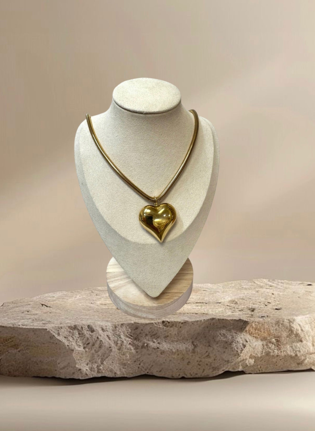 Collar corazón cadena gruesa