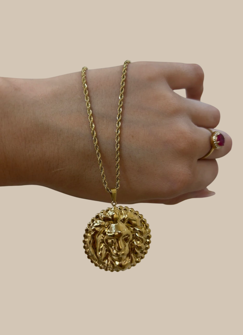 Cadena estilo Versace