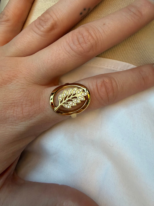 Anillo hoja cristalina