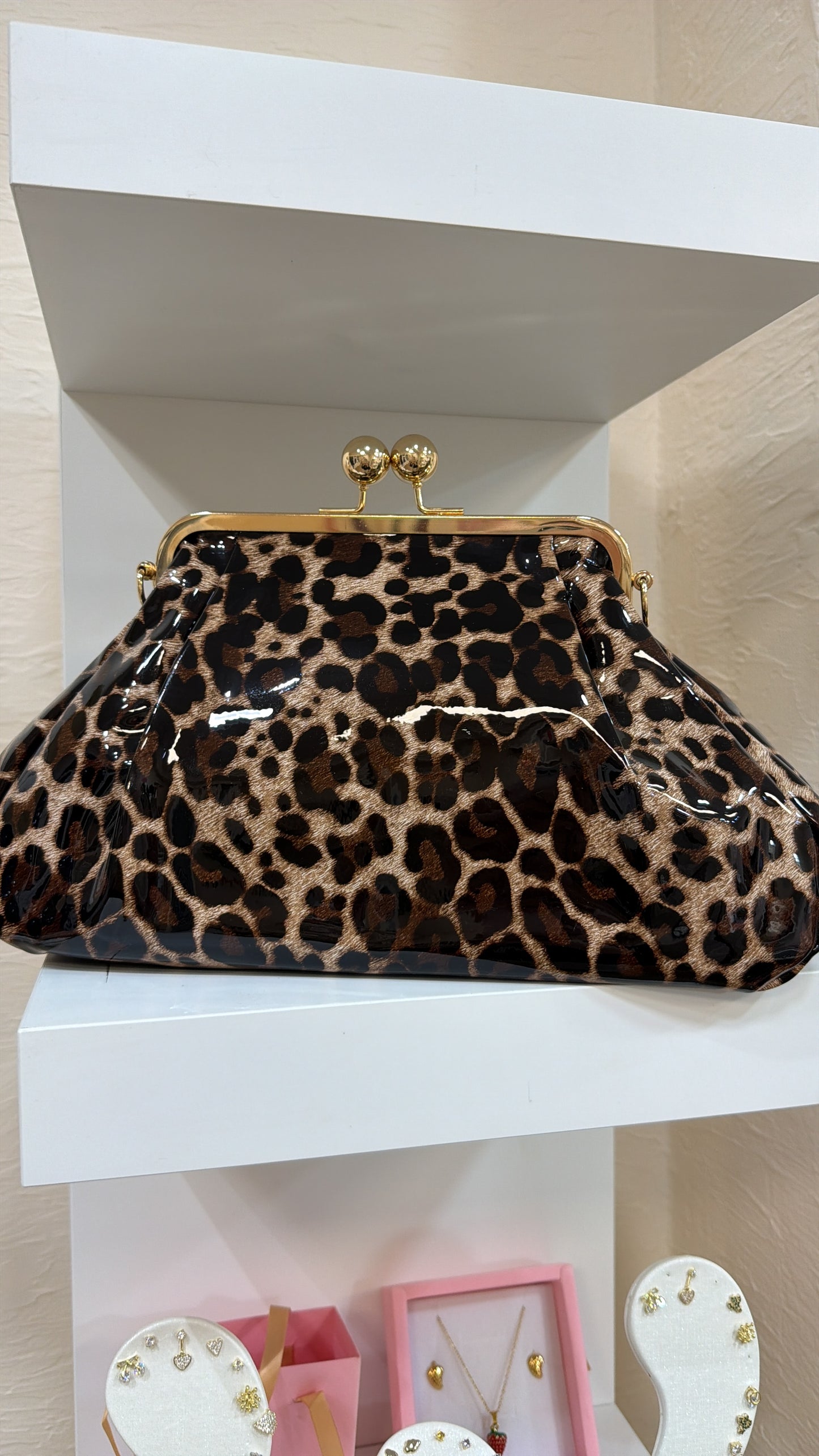 Bolso charol animal print