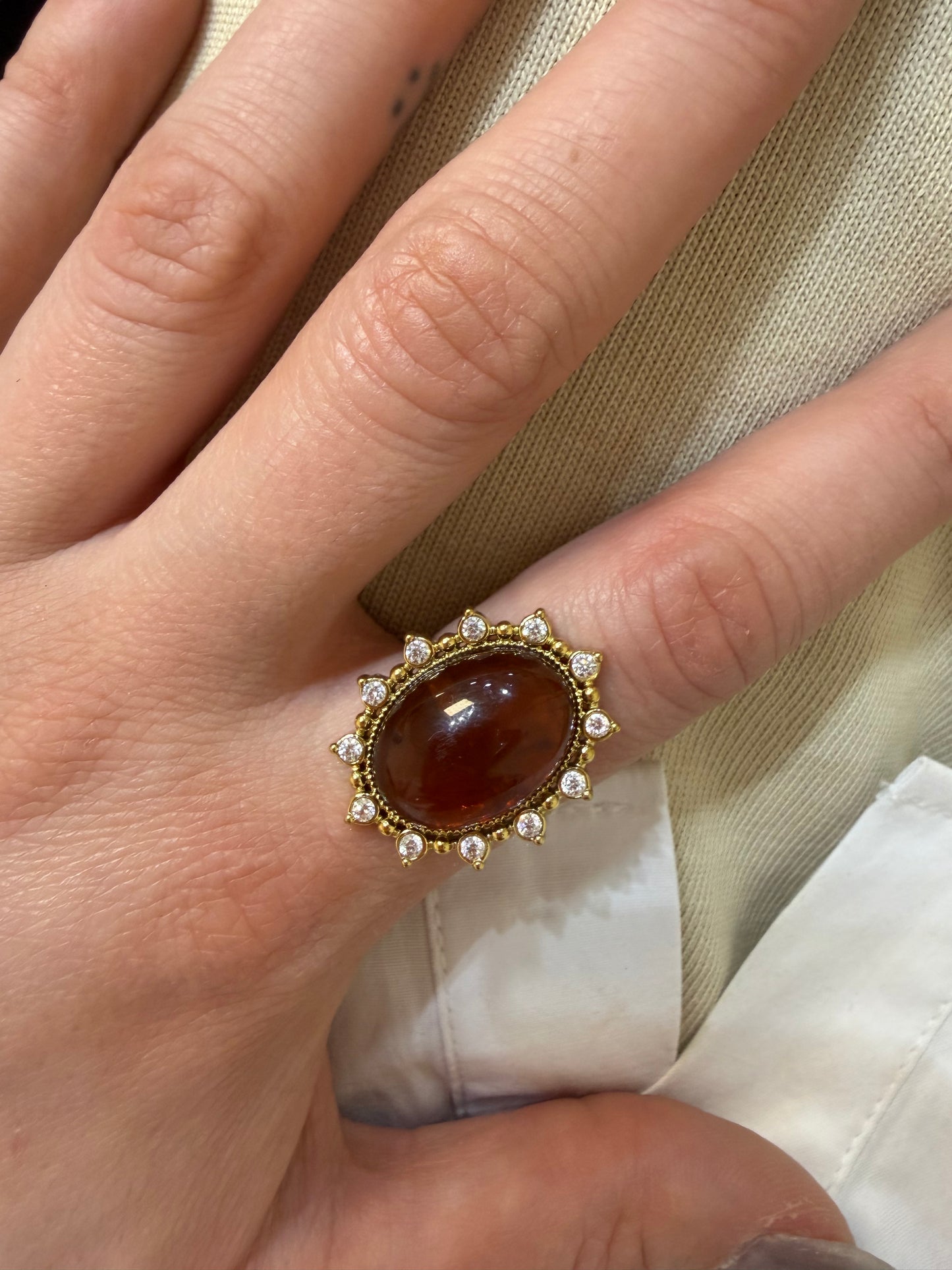 Anillo Ámbar