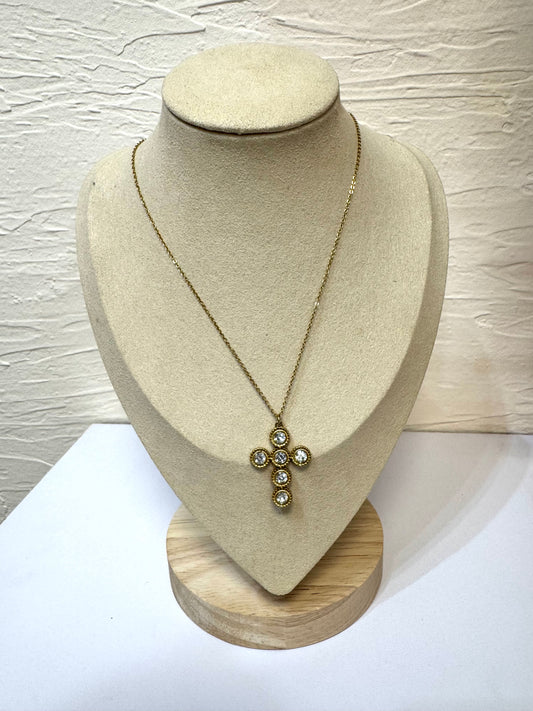 Collar cruz con piedras
