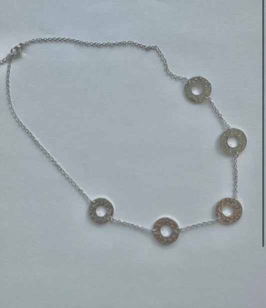 Collar monedas