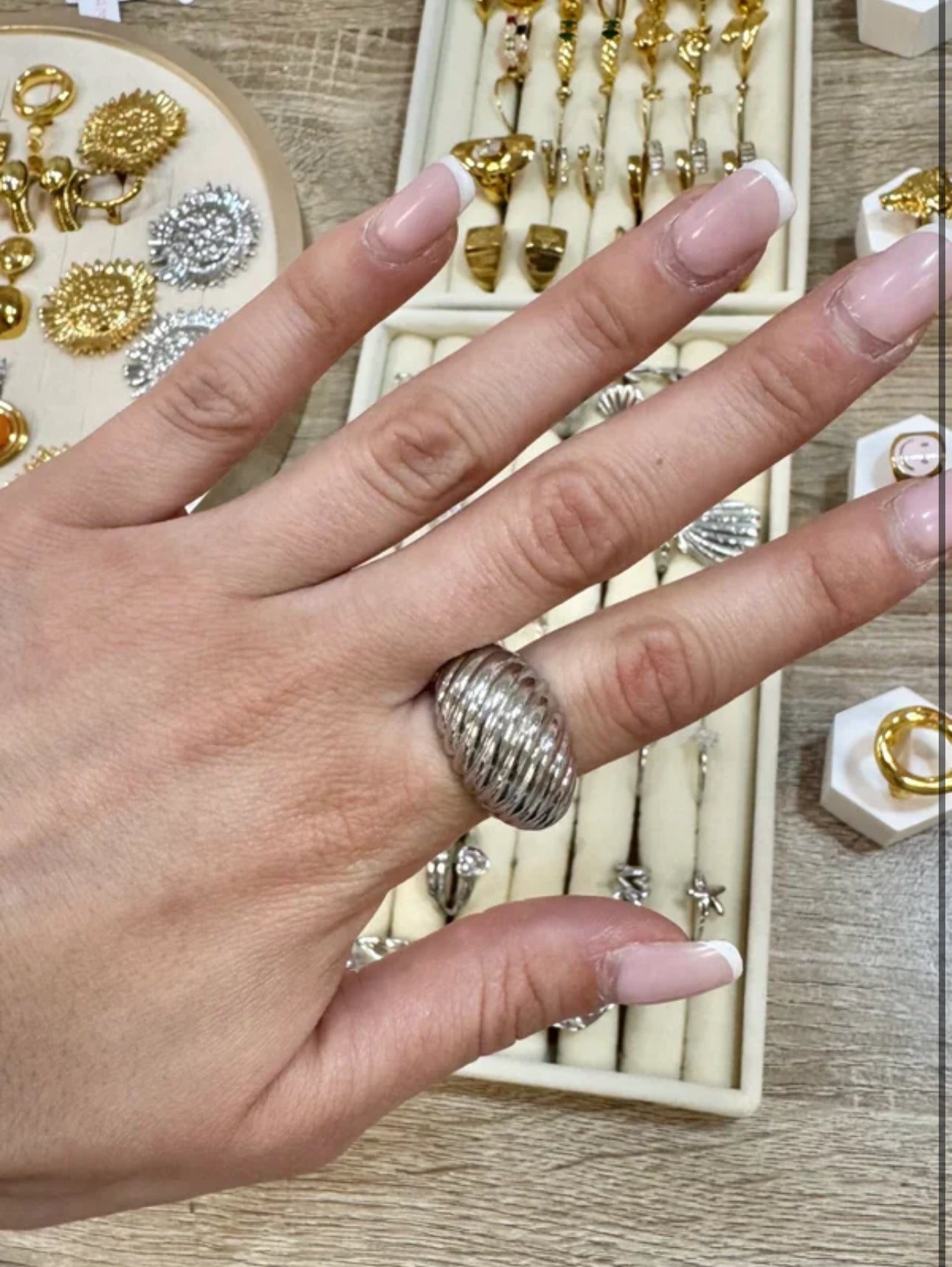 Anillo plateado