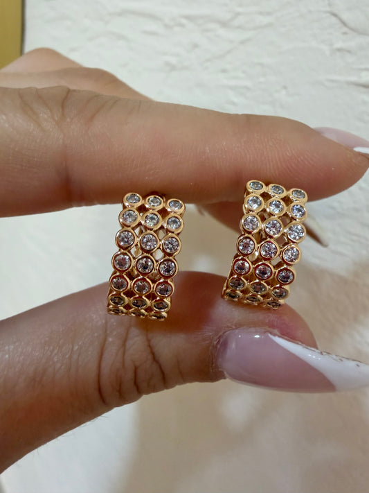 Aretes con detalle circonitas