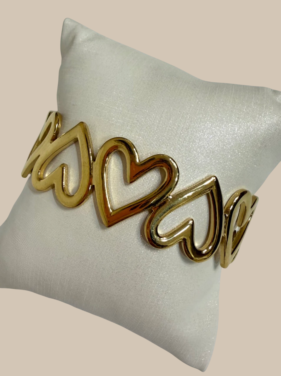 Brazalete corazones