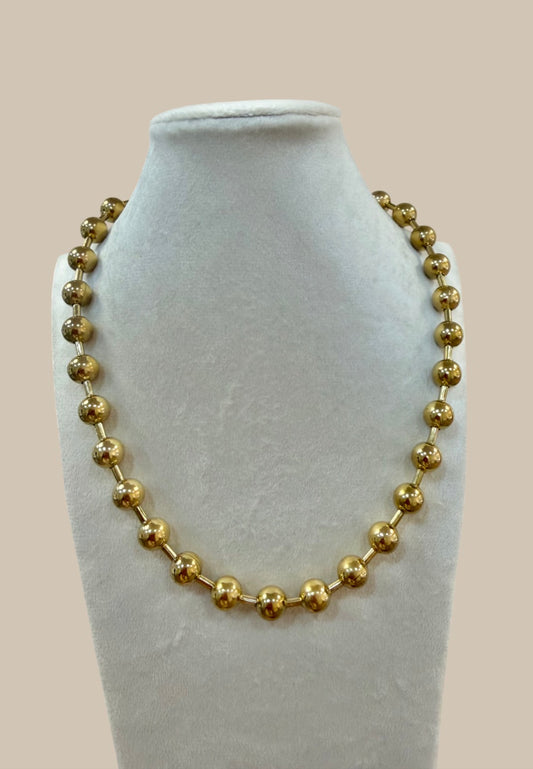 Collar bolas