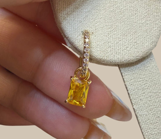 Pendiente con cristal amarillo
