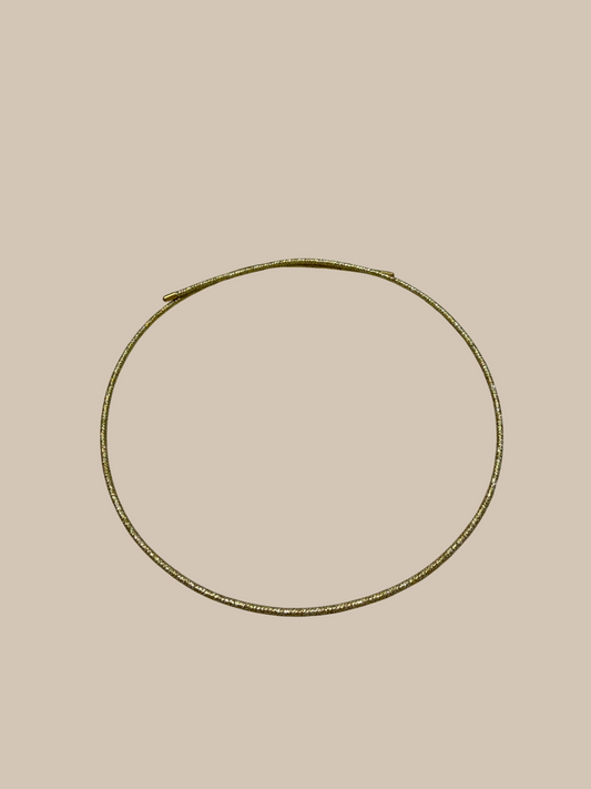 Collar imán dorado