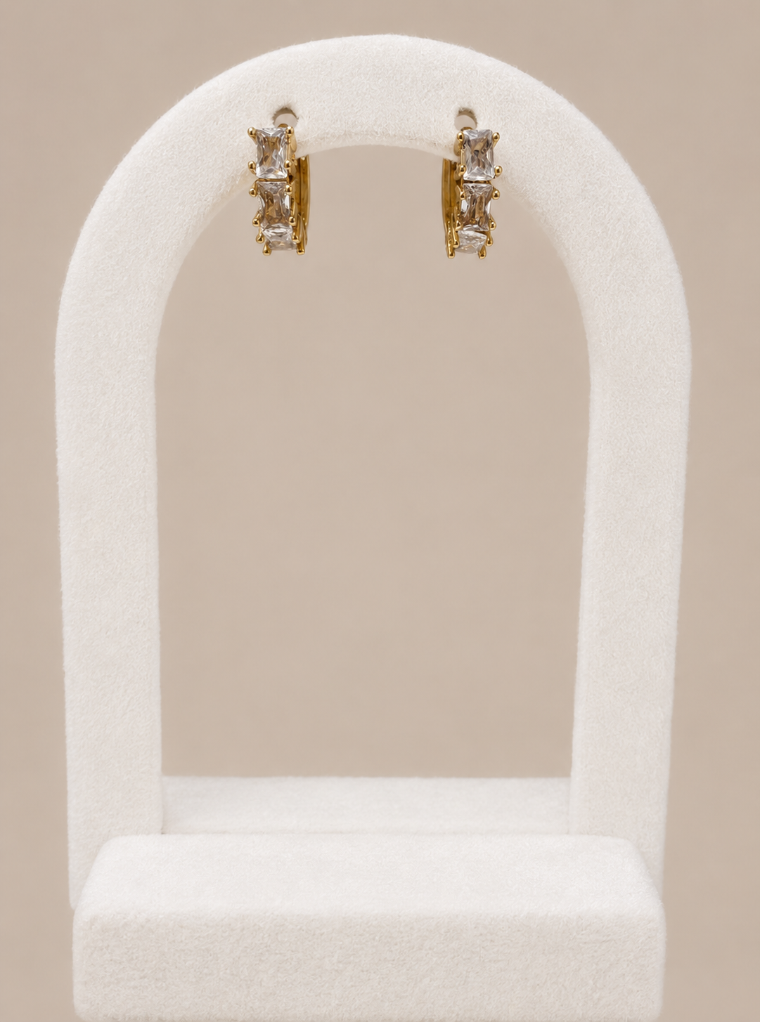 Aros con detalle piedras