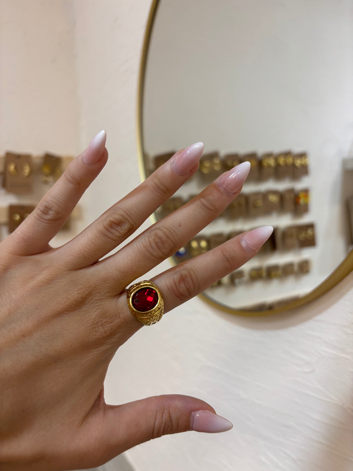 Anillo cristal rojo